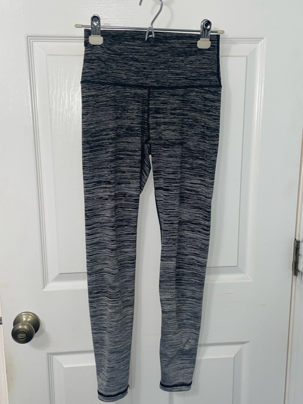 aerie Black/Gray Ombré Leggings
